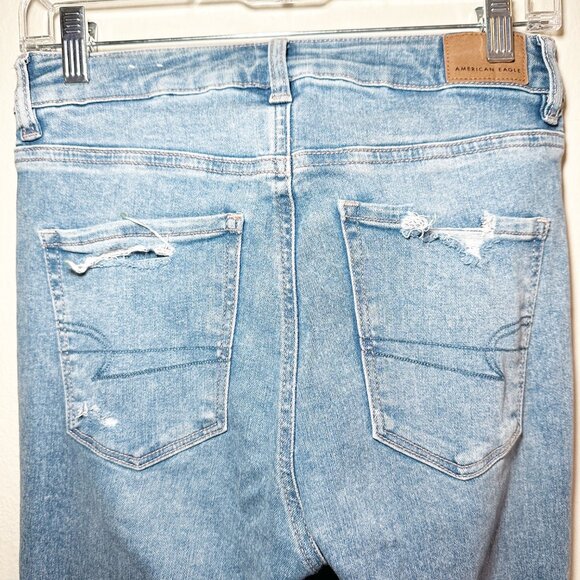 american eagle distressed jeans - Picture 6 of 7